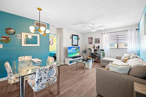 Tiny photo for 2770 W 60th Pl #202, Hialeah, FL 33016 (MLS # A12038659)