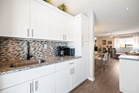 Tiny photo for 2770 W 60th Pl #202, Hialeah, FL 33016 (MLS # A12038659)