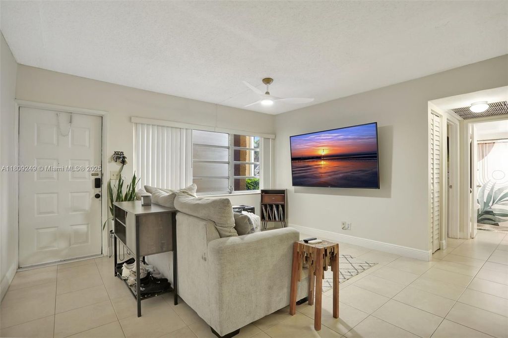 Photo of 826 Twin Lakes Dr #18-D, Coral Springs, FL 33071 (MLS # A11809249)