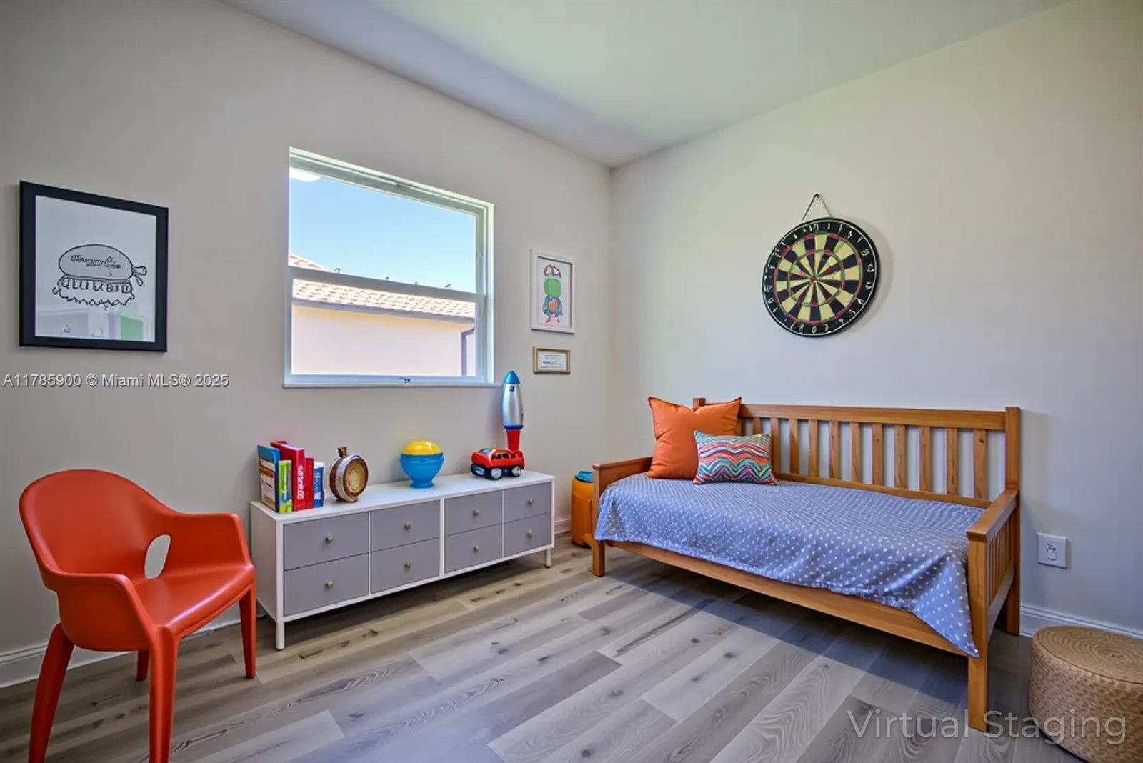 FAIRWAY LAKES - Residential