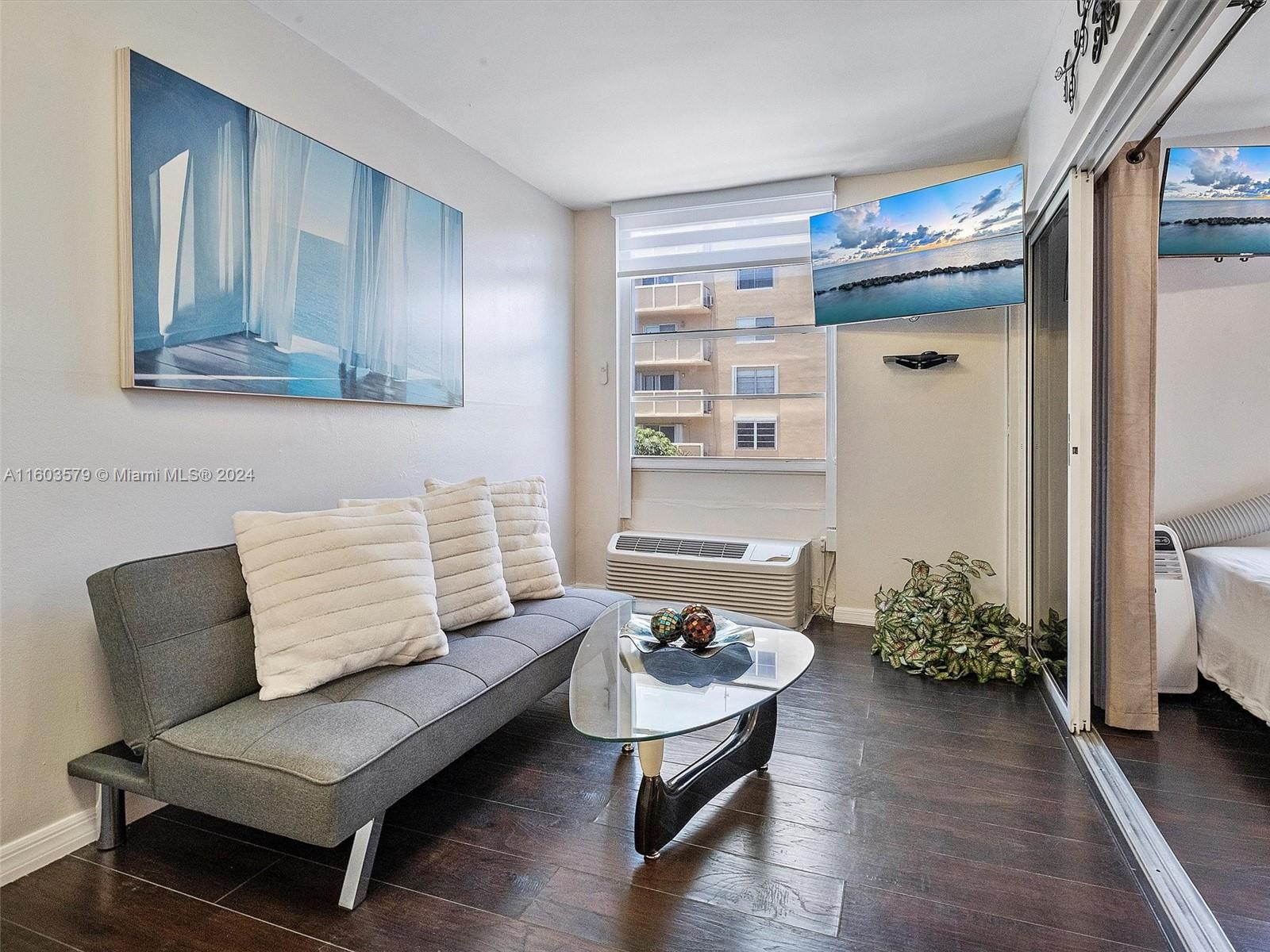 HAMPTON ON WASHINGTON AV - Residential Lease