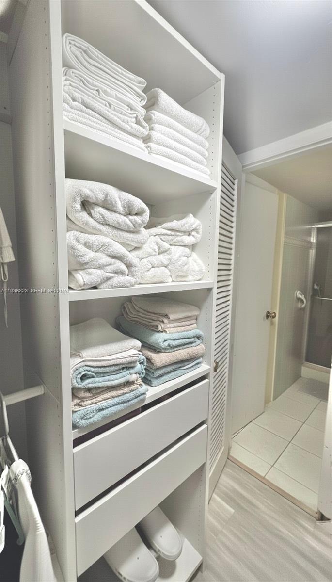 SPANISH OAKS CONDO - Residential