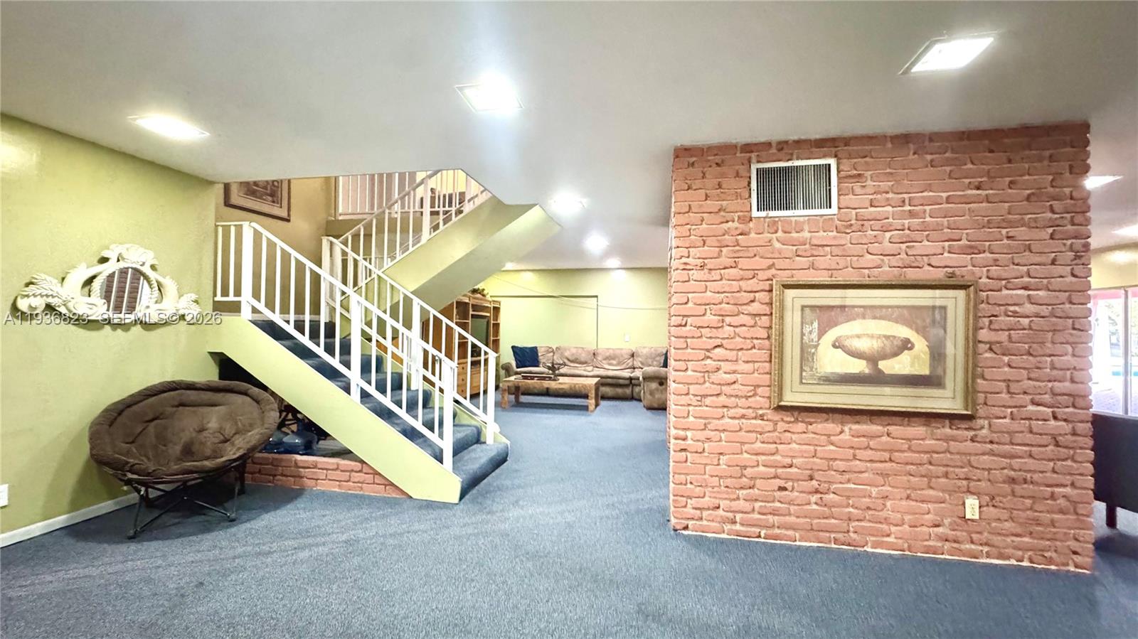 SPANISH OAKS CONDO - Residential