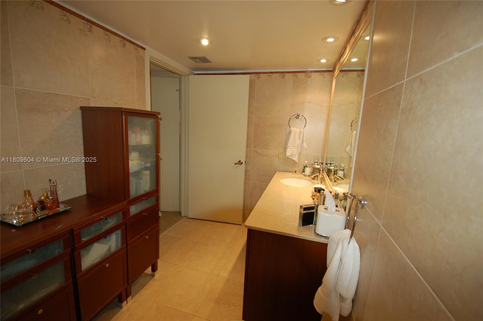 Property for Sale at 8877 Collins Ave 507, Surfside, Miami-Dade County, Florida - Bedrooms: 2 
Bathrooms: 2  - $890,000