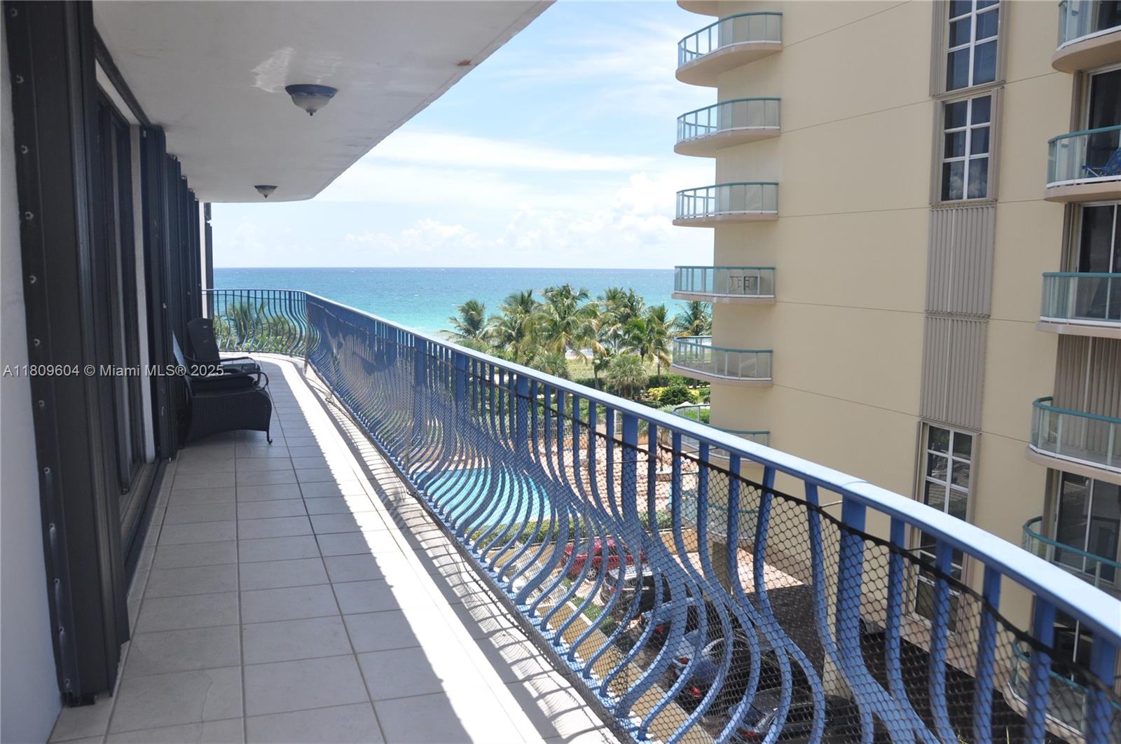 8877 Collins Ave 507