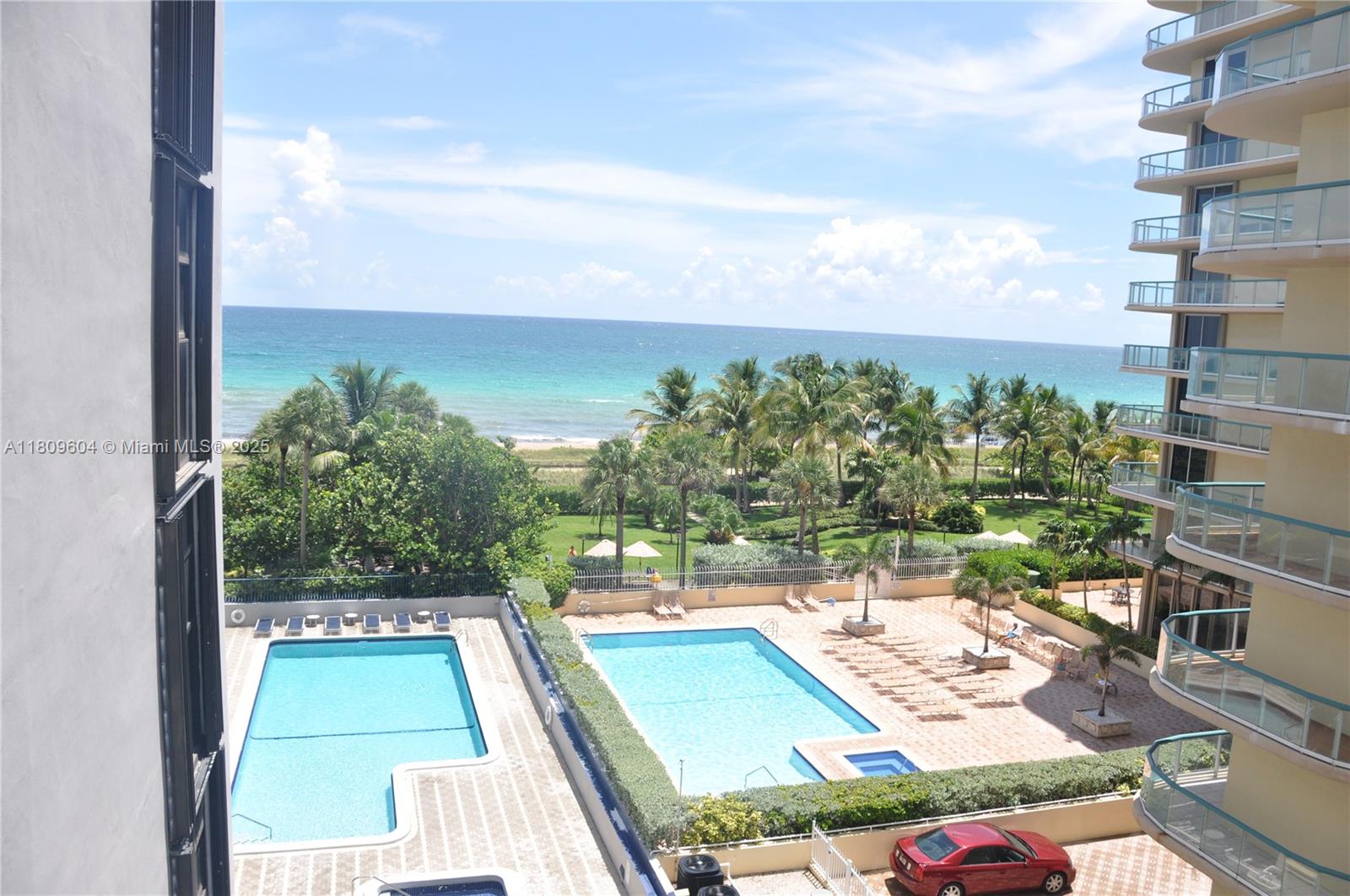 8877 Collins Ave 507