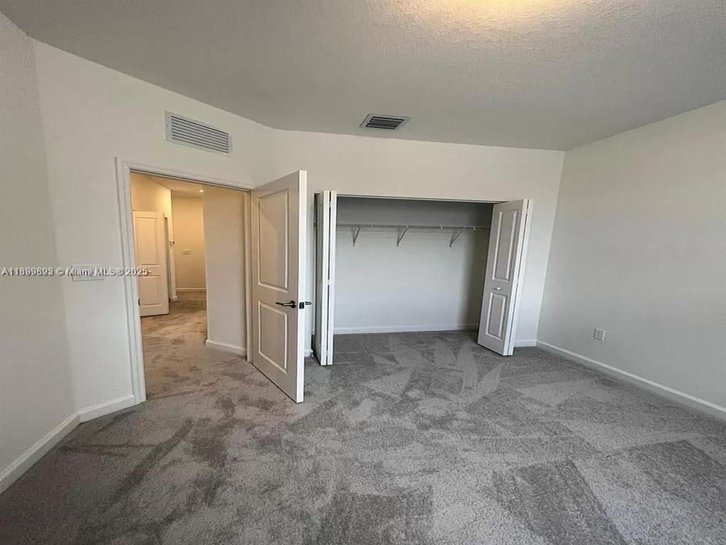 GOLF PARK SEC 1 - Residential Lease