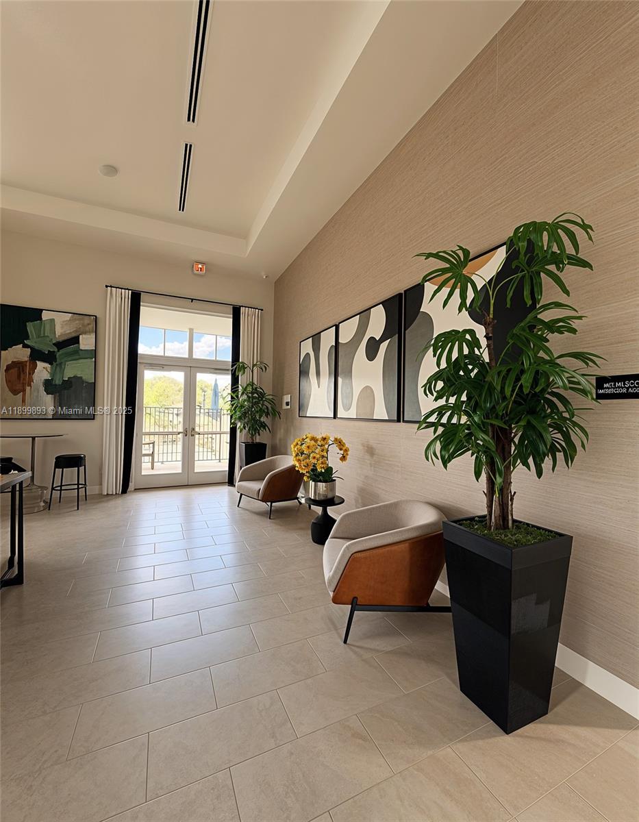 GOLF PARK SEC 1 - Residential Lease