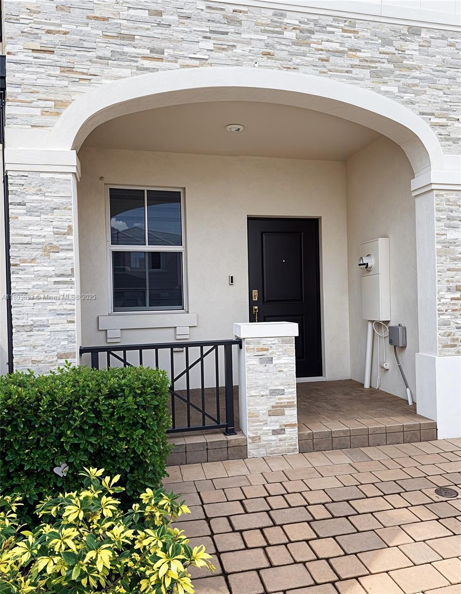 GOLF PARK SEC 1 - Residential Lease