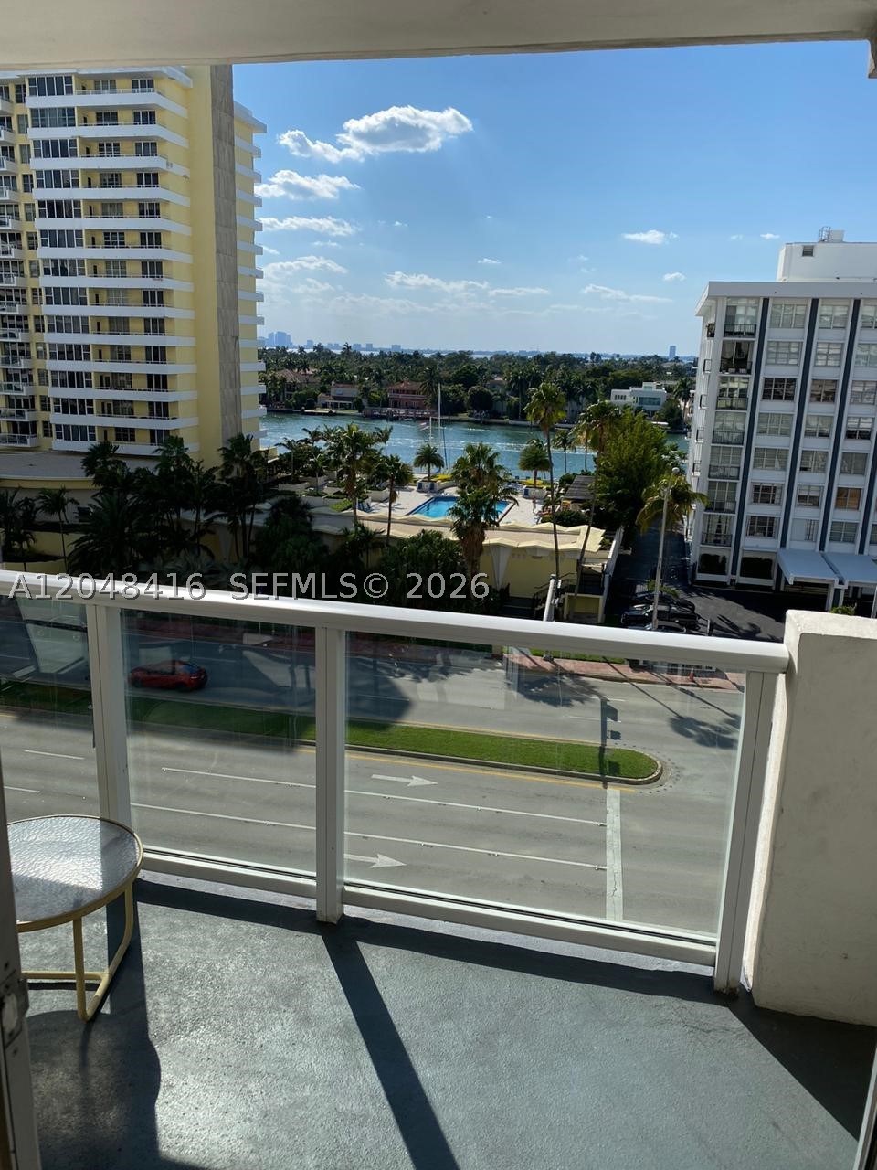 5601 Collins Ave 722