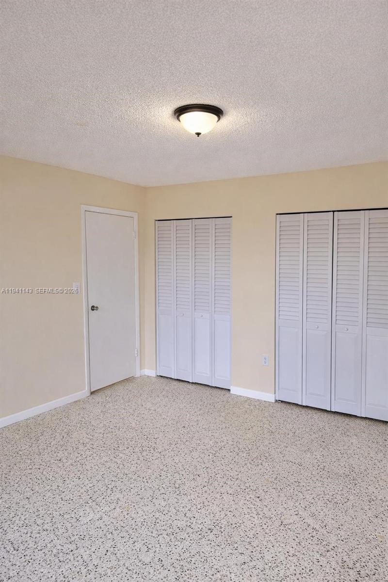 GUERNICA CONDO - Residential