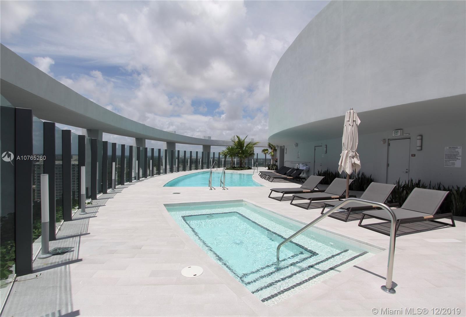 CLUB RESIDENCES AT PARK GR - Residential Lease