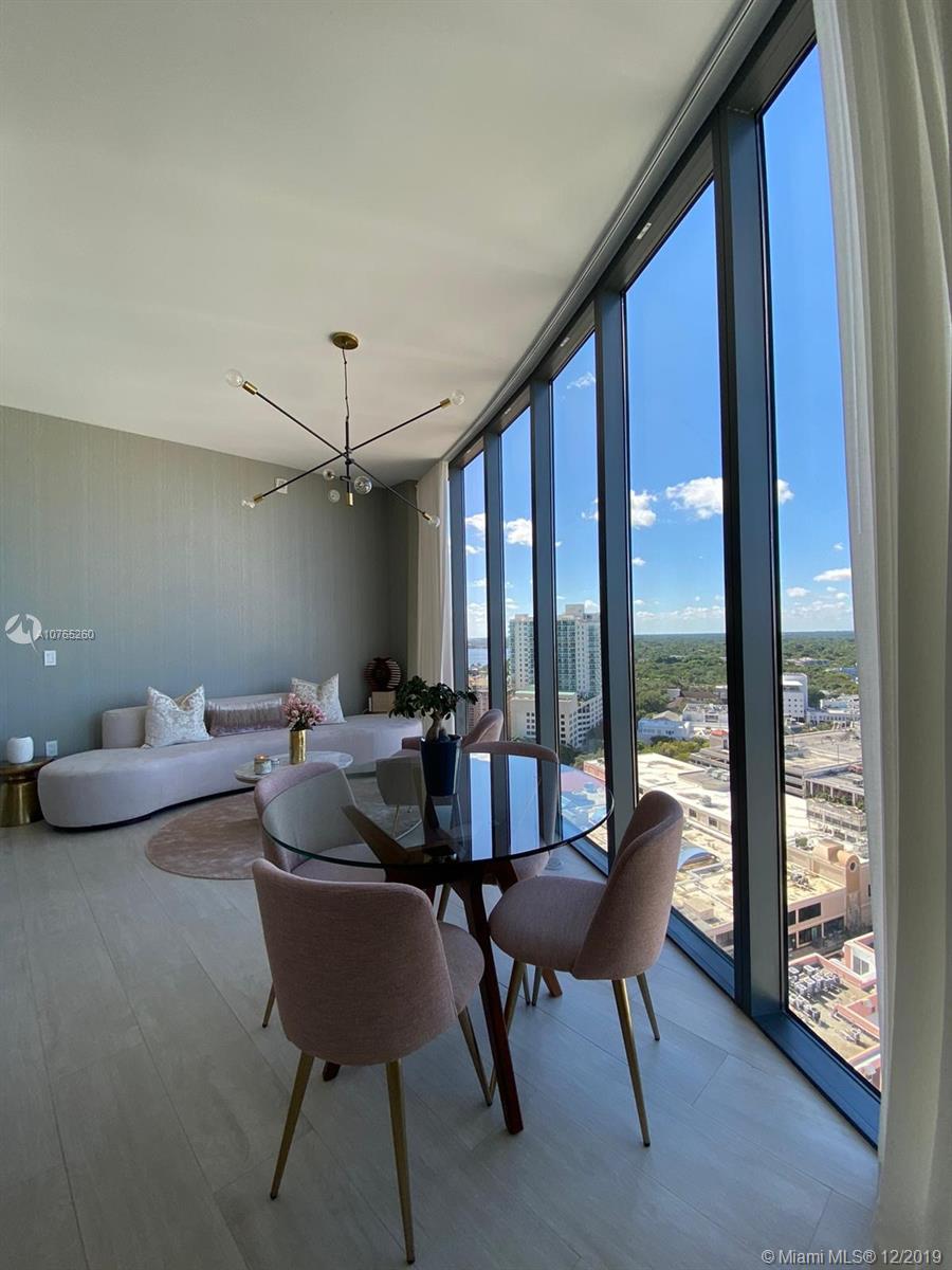 CLUB RESIDENCES AT PARK GR - Residential Lease