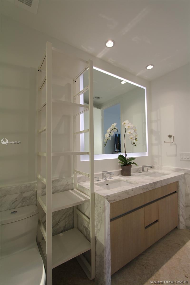 CLUB RESIDENCES AT PARK GR - Residential Lease