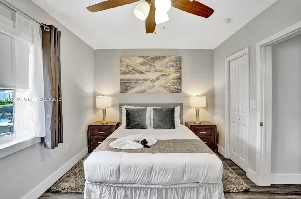 SUNSET TRAILS - Residential