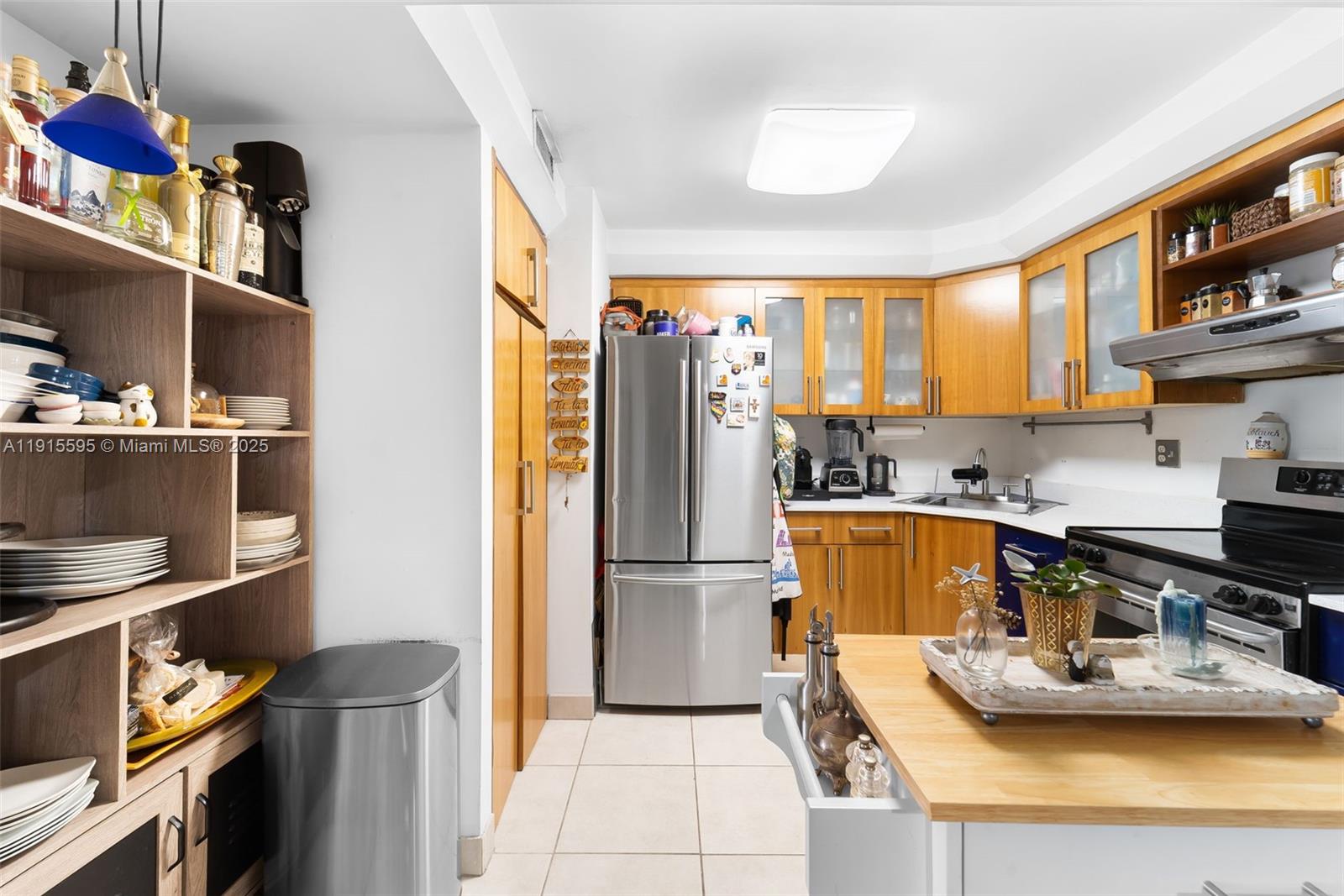 COSTA BELLA CONDO - Residential