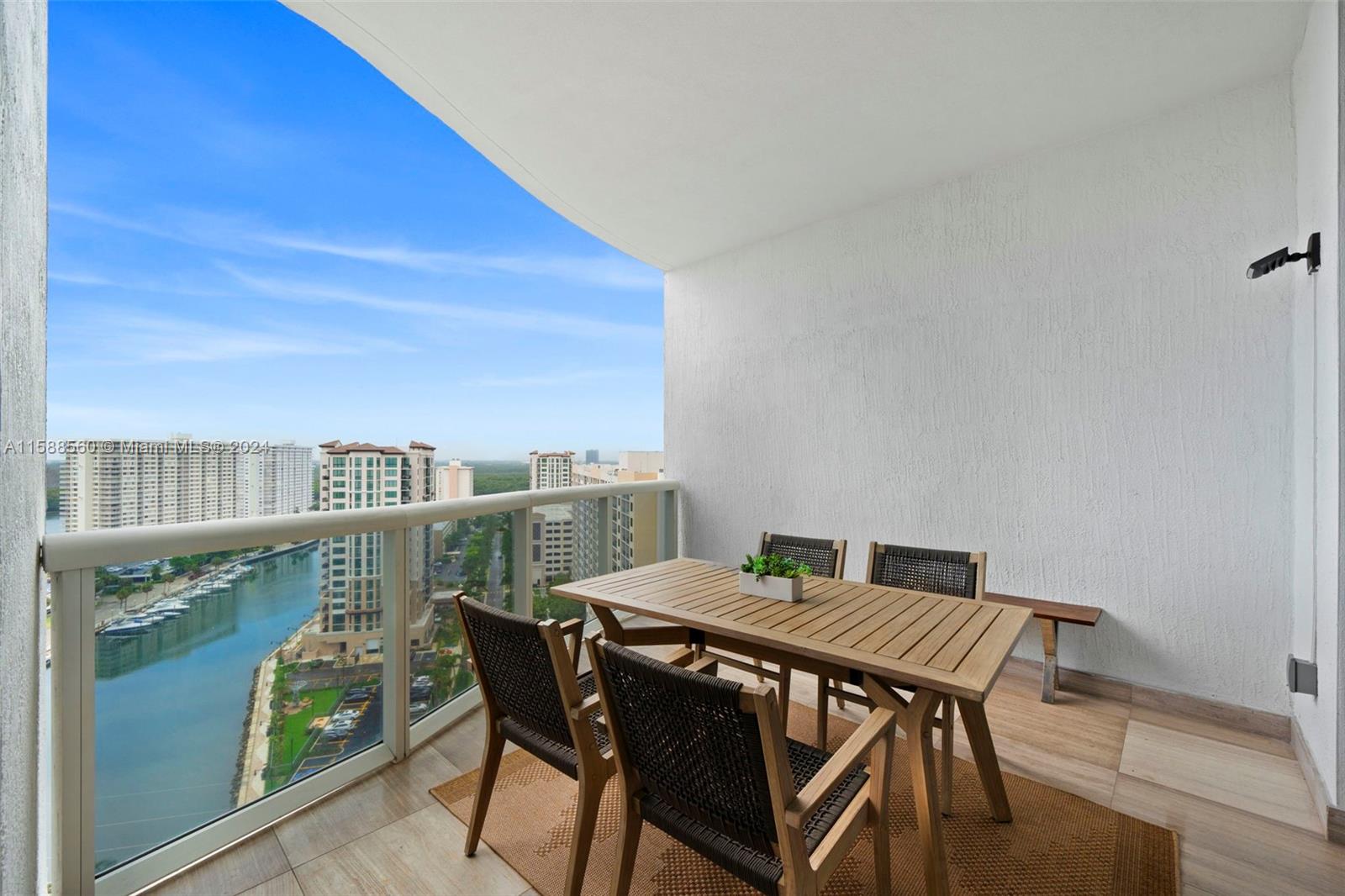 TDR TOWER II CONDO - Residential