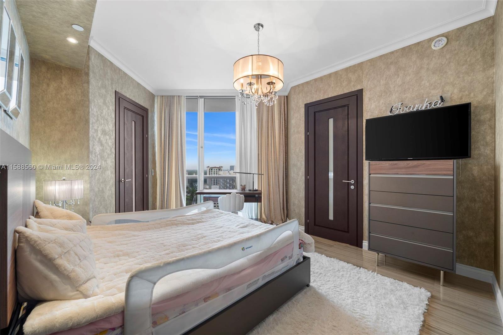 TDR TOWER II CONDO - Residential