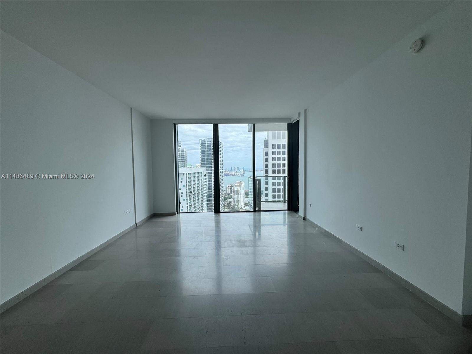 REACH CONDO - Residential Lease