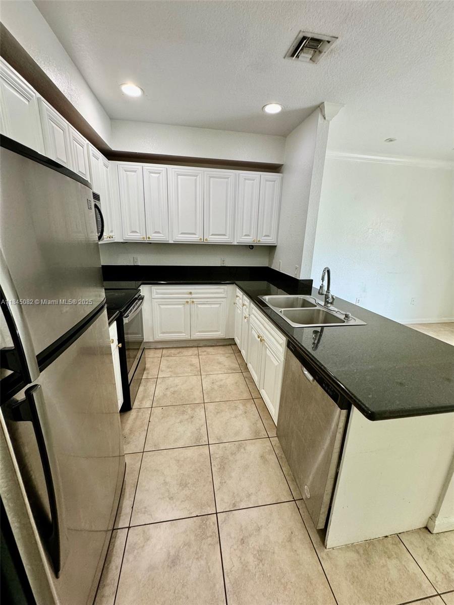 35 SE 3rd Ave 35