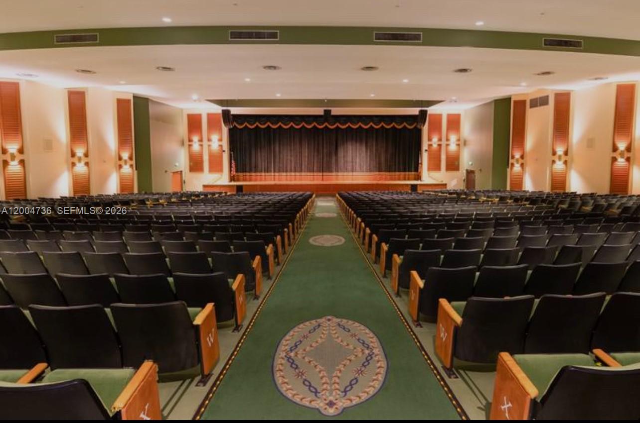 CAMBRIDGE AT CENTURY VILL - Residential Lease