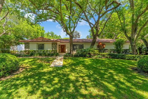 Photo of 7405 SW 164th St, Palmetto Bay, FL 33157 (MLS # A11990181)