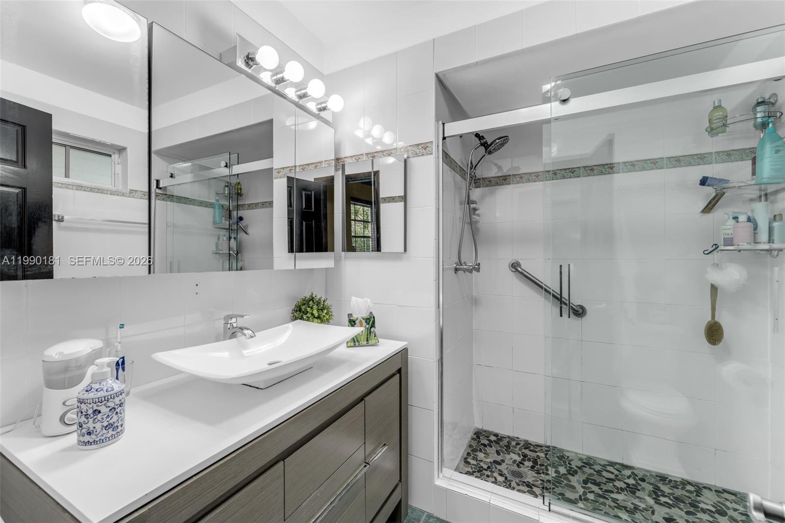 HILLARY ESTATES - Residential