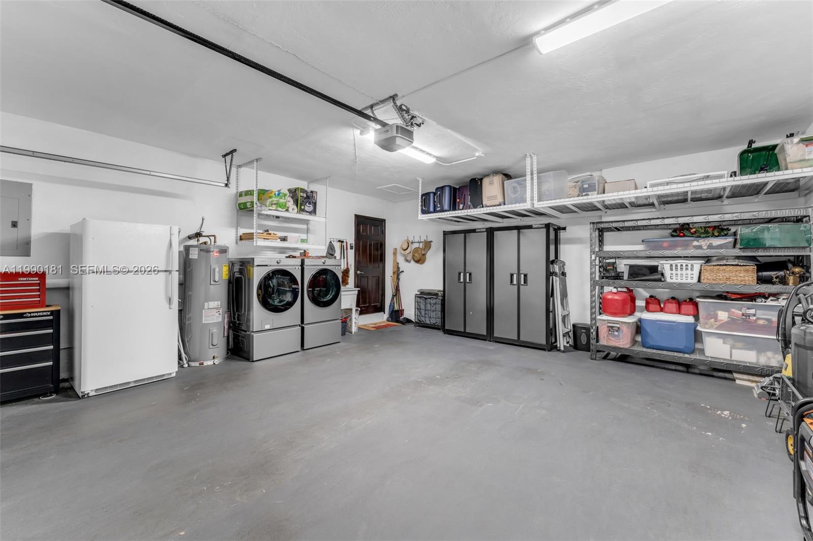 HILLARY ESTATES - Residential