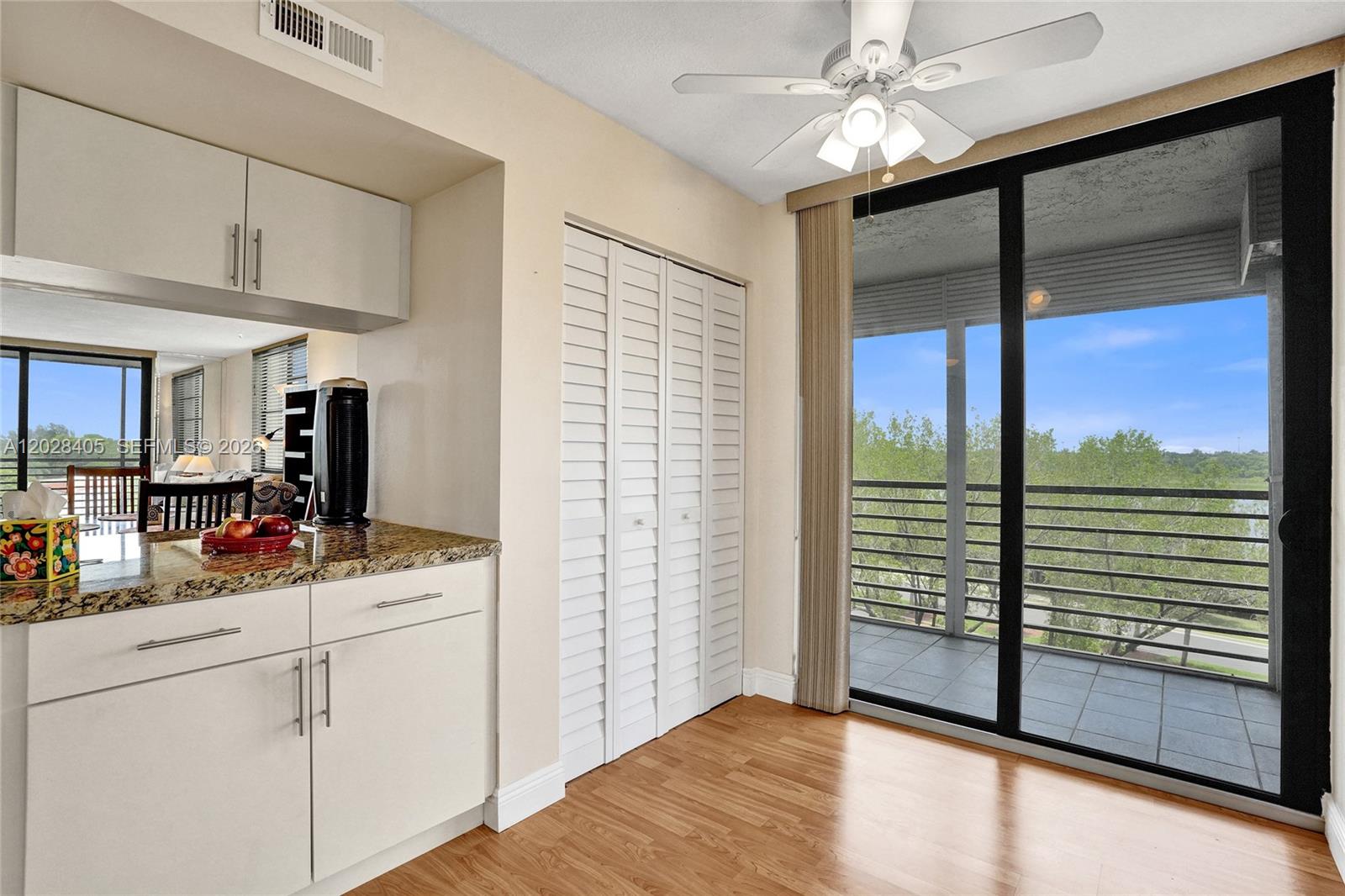 COLONY POINT 6 CONDO - Residential