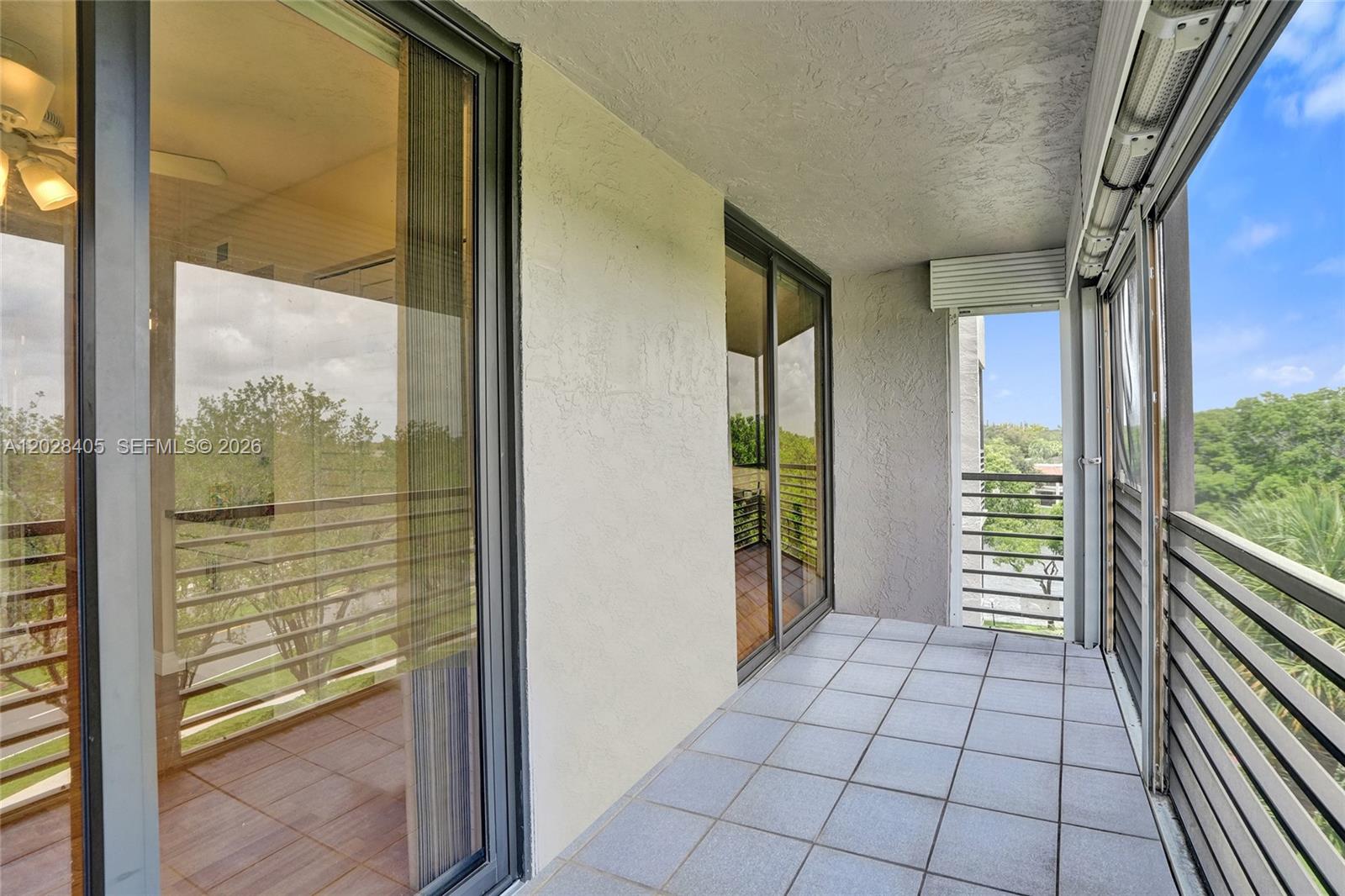 COLONY POINT 6 CONDO - Residential