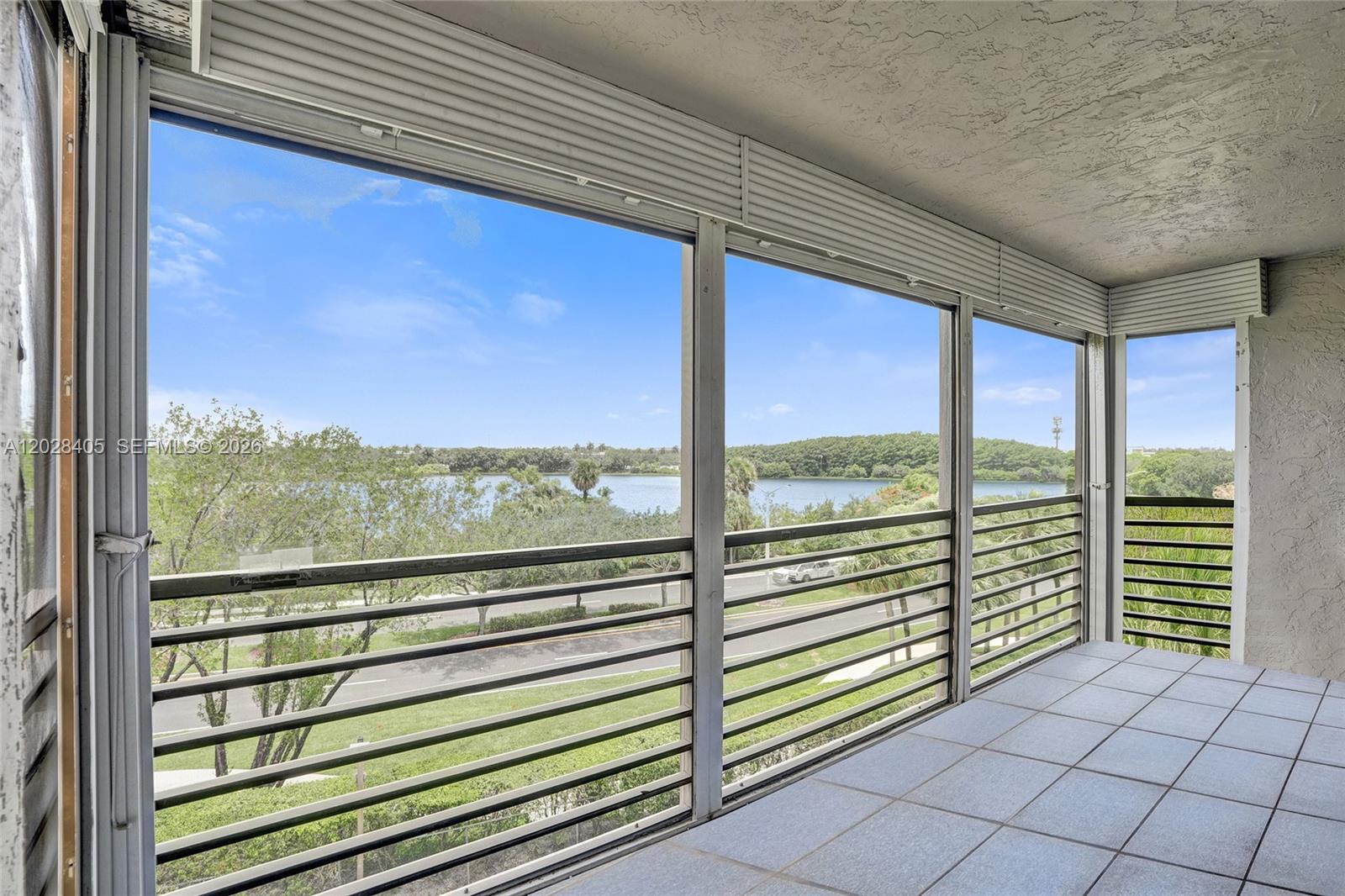 COLONY POINT 6 CONDO - Residential