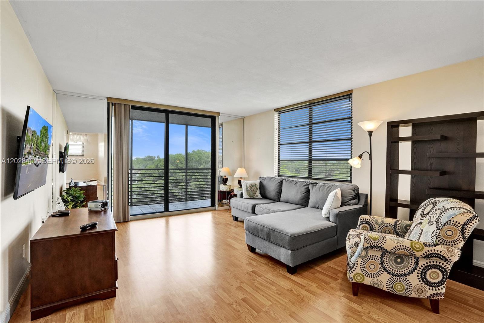 COLONY POINT 6 CONDO - Residential