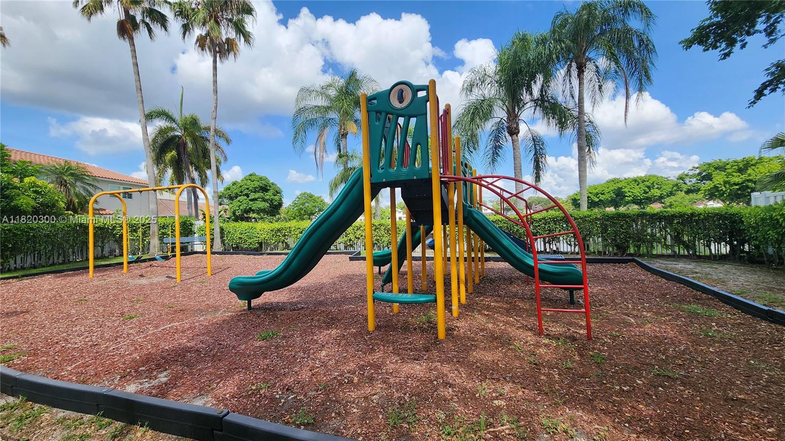 JACARANDA PARCEL 215 - Residential