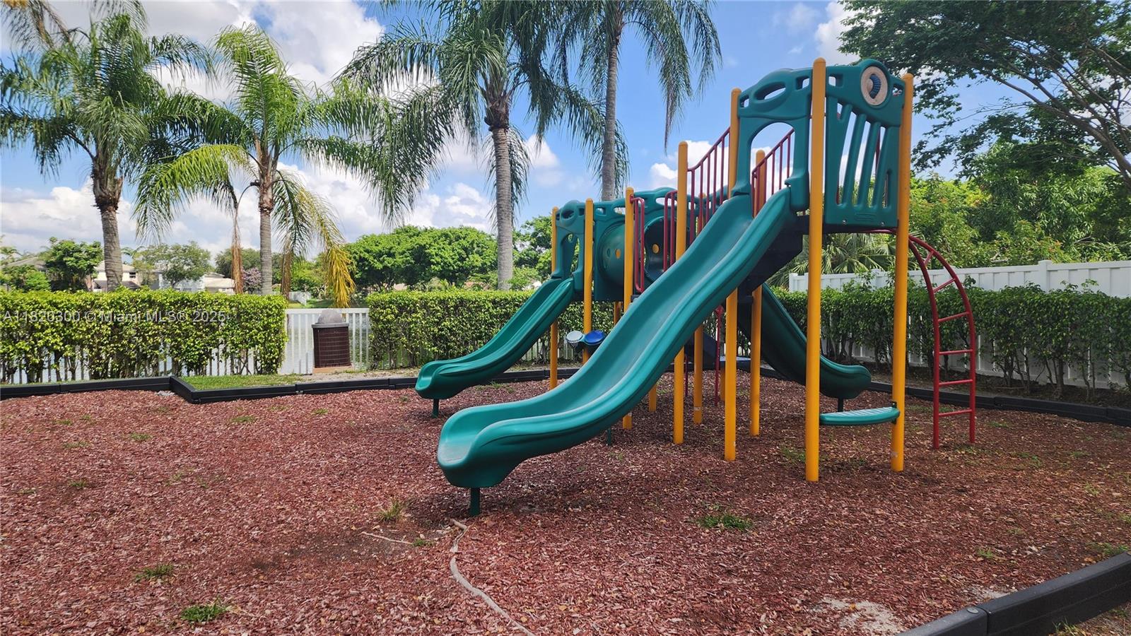 JACARANDA PARCEL 215 - Residential