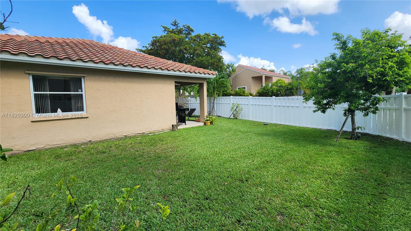 JACARANDA PARCEL 215 - Residential