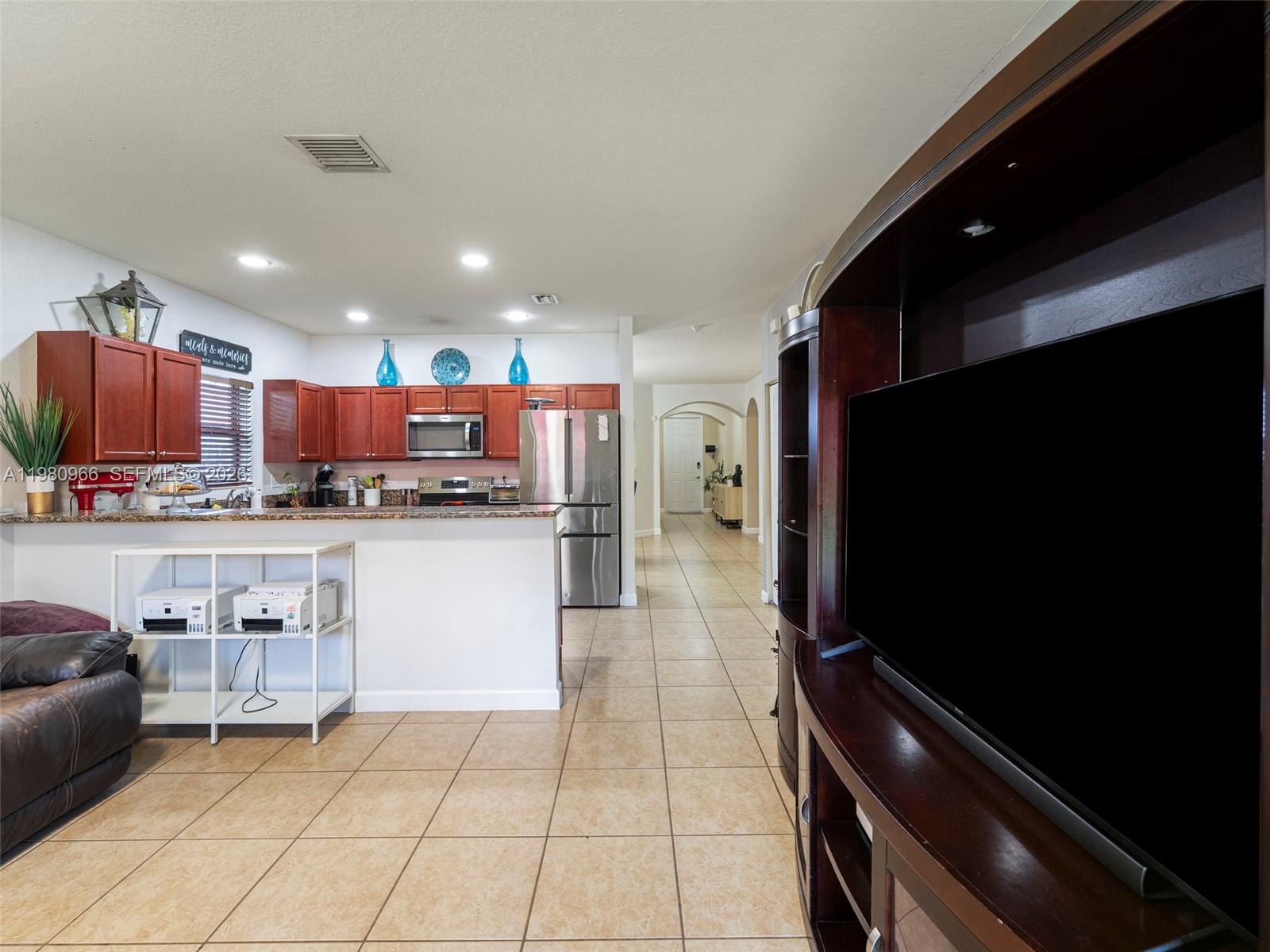 ENCLAVE AT BLACK POINT MA - Residential