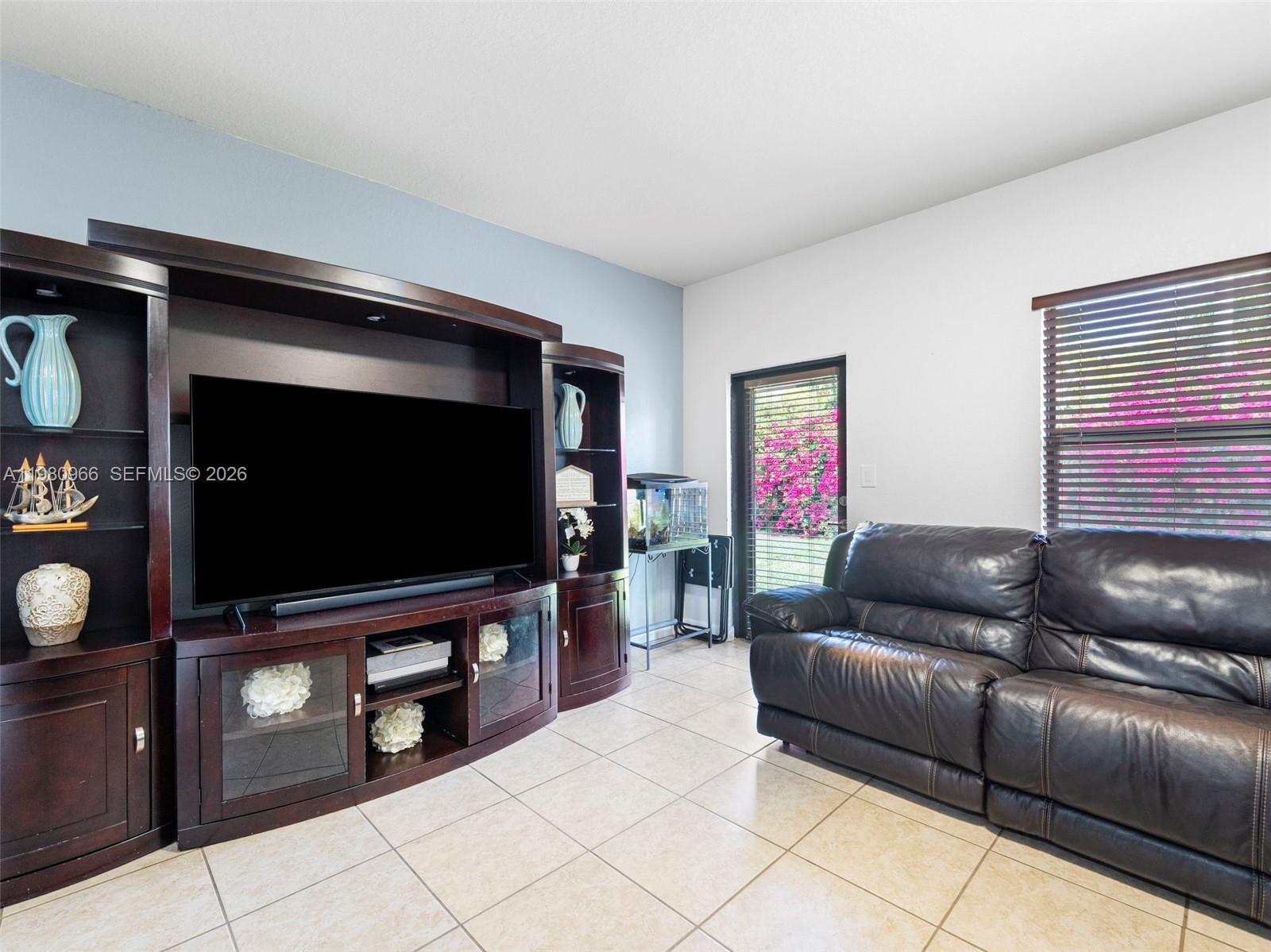 ENCLAVE AT BLACK POINT MA - Residential