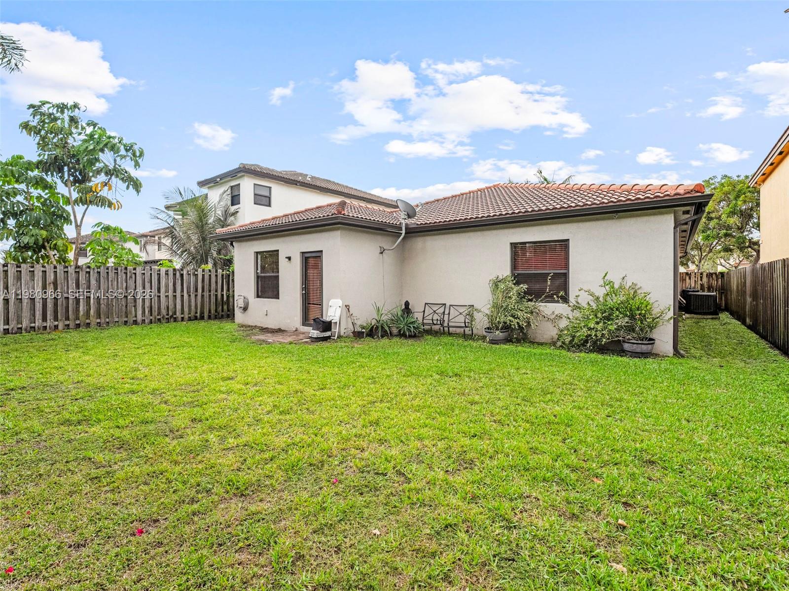 ENCLAVE AT BLACK POINT MA - Residential