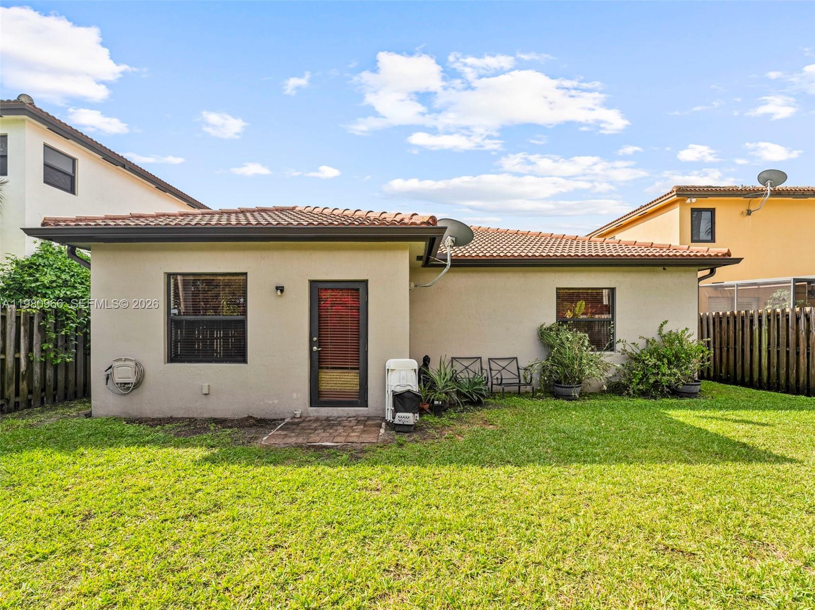 ENCLAVE AT BLACK POINT MA - Residential