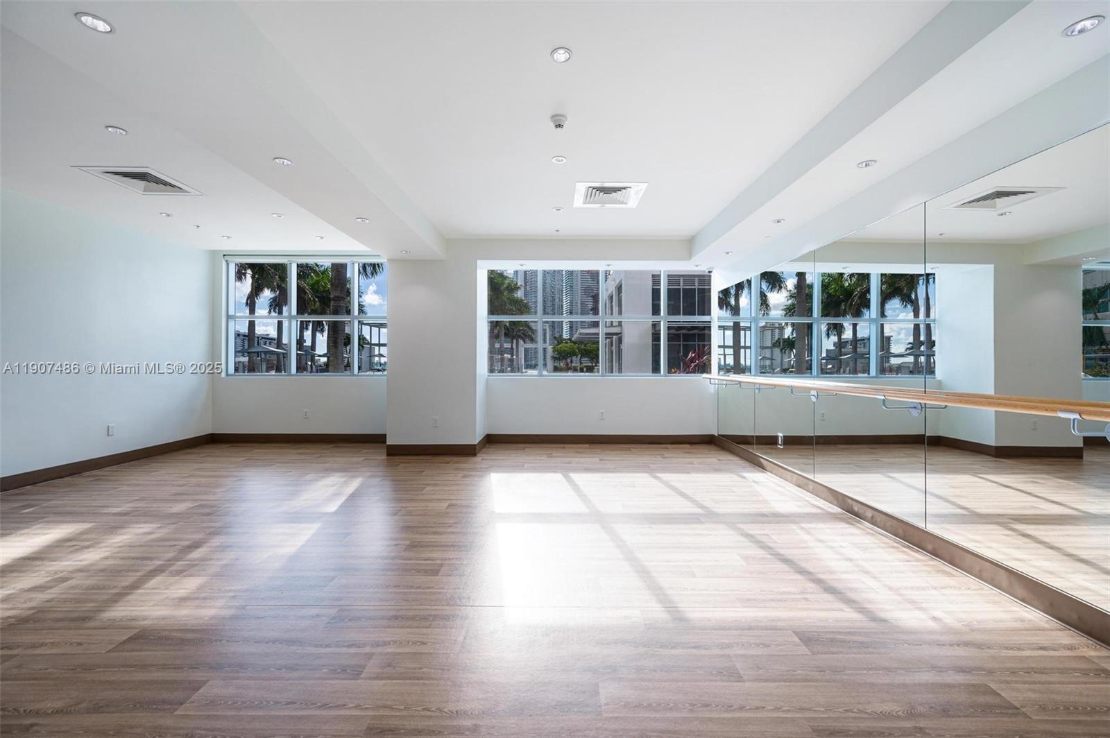 FOUR MIDTOWN MIAMI CONDO - Residential