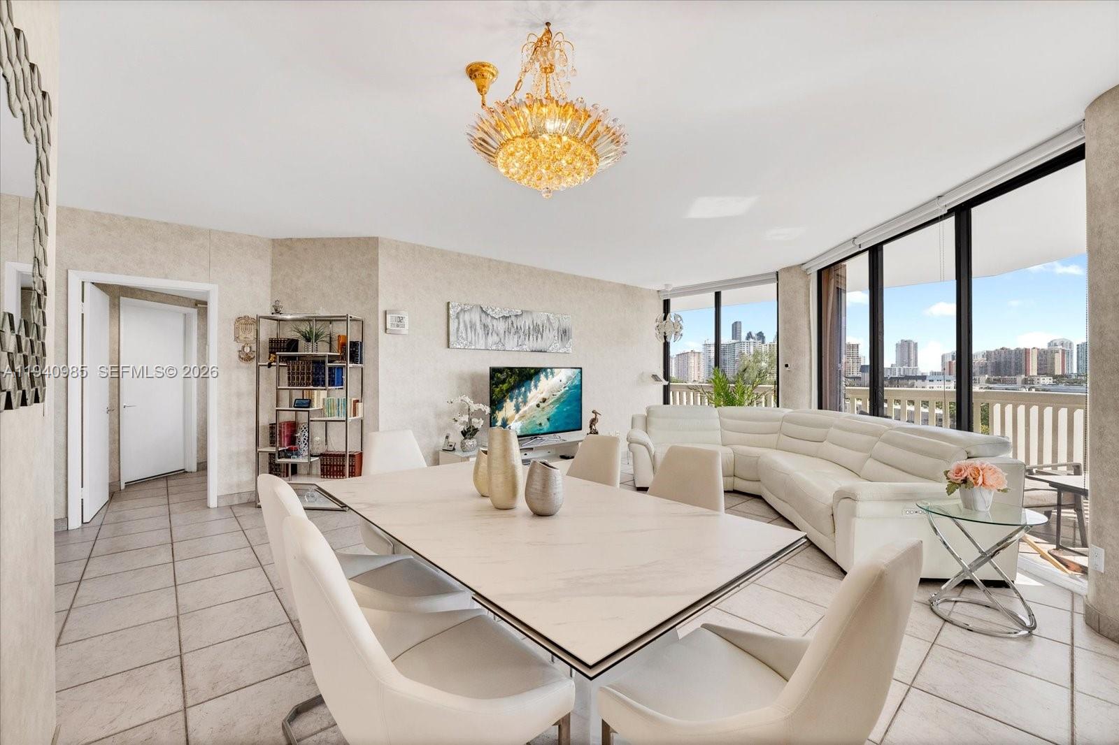 2000 ISL BLVD WILLIAMS IS - Residential