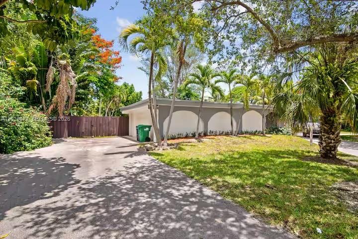 HOWARD PINES - Residential