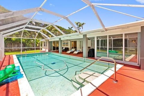 Tiny photo for 13325 SW 84th Ave, Pinecrest, FL 33156 (MLS # A12018072)