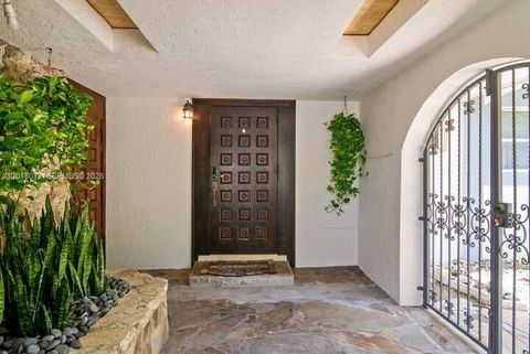 Tiny photo for 13325 SW 84th Ave, Pinecrest, FL 33156 (MLS # A12018072)