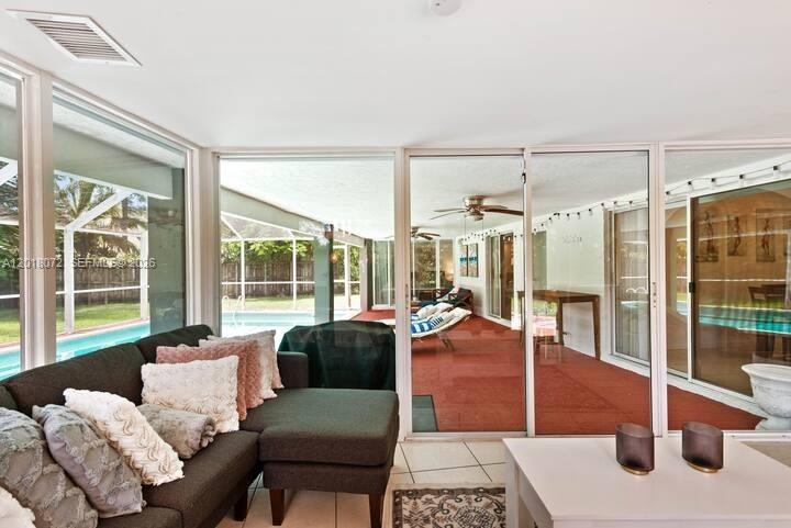 HOWARD PINES - Residential