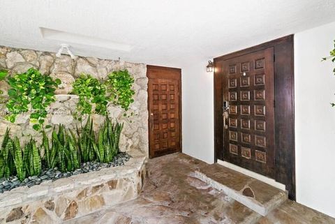 Tiny photo for 13325 SW 84th Ave, Pinecrest, FL 33156 (MLS # A12018072)