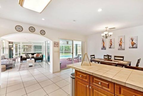Tiny photo for 13325 SW 84th Ave, Pinecrest, FL 33156 (MLS # A12018072)