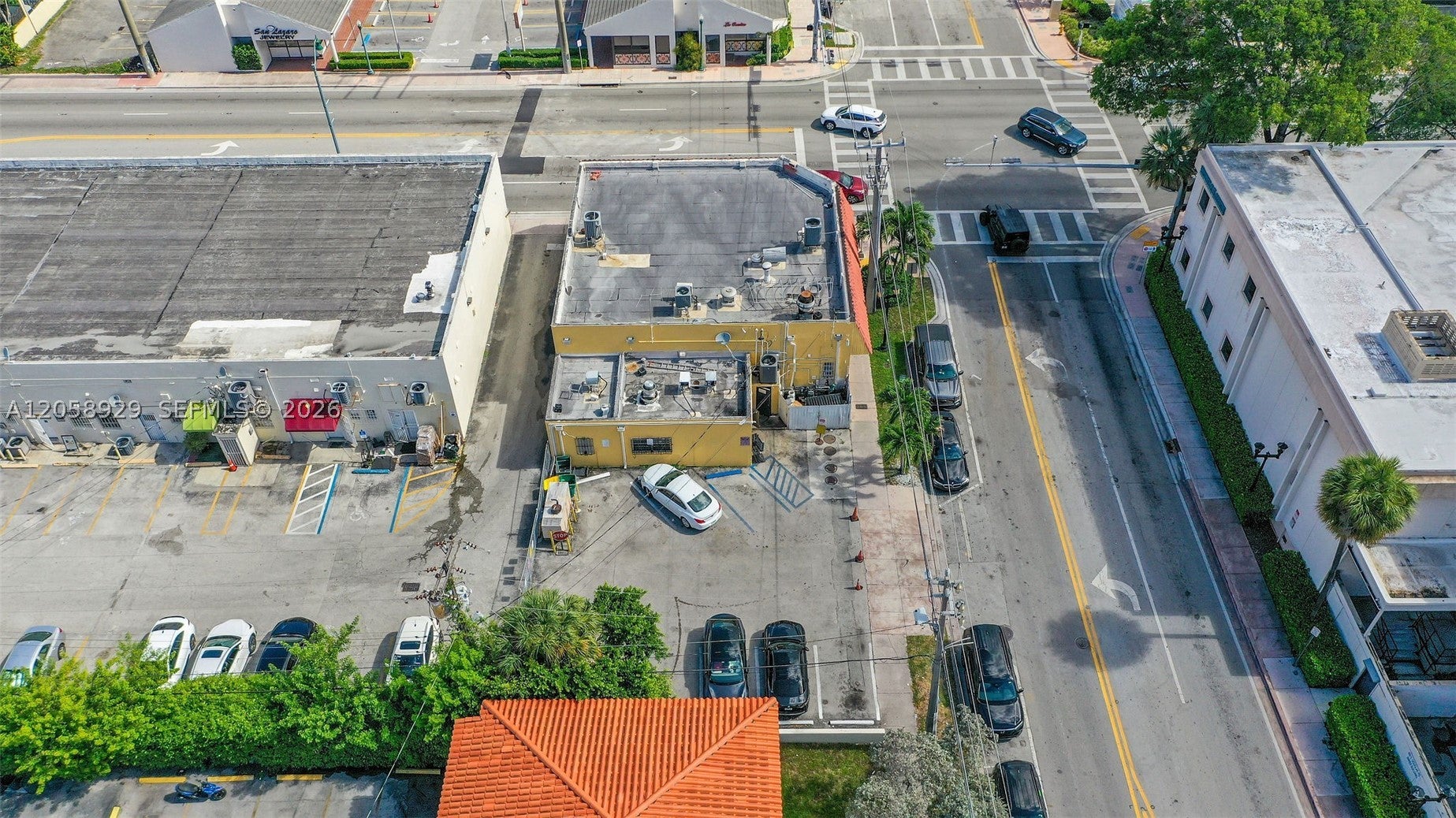 3800 SW 8th St
