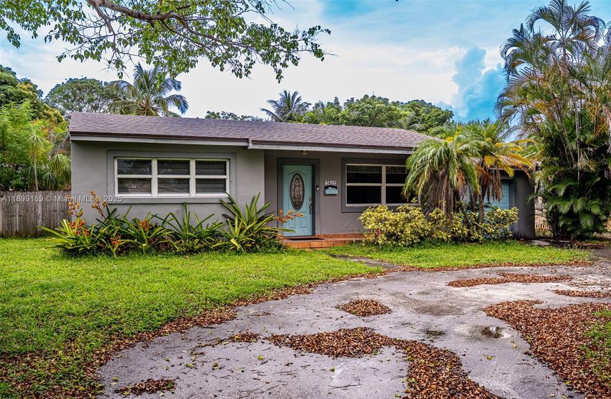 Freshly updated 2-bedroom, 1-bath home with 1,329 sq. ft. oversized lot. Features include new kitchen appliances, spacious bedrooms with natural light, updated bathroom, a huge backyard with plenty of space ,sitting area perfect for relaxing or entertaining, and 1-car garage plus additional spaces in front.