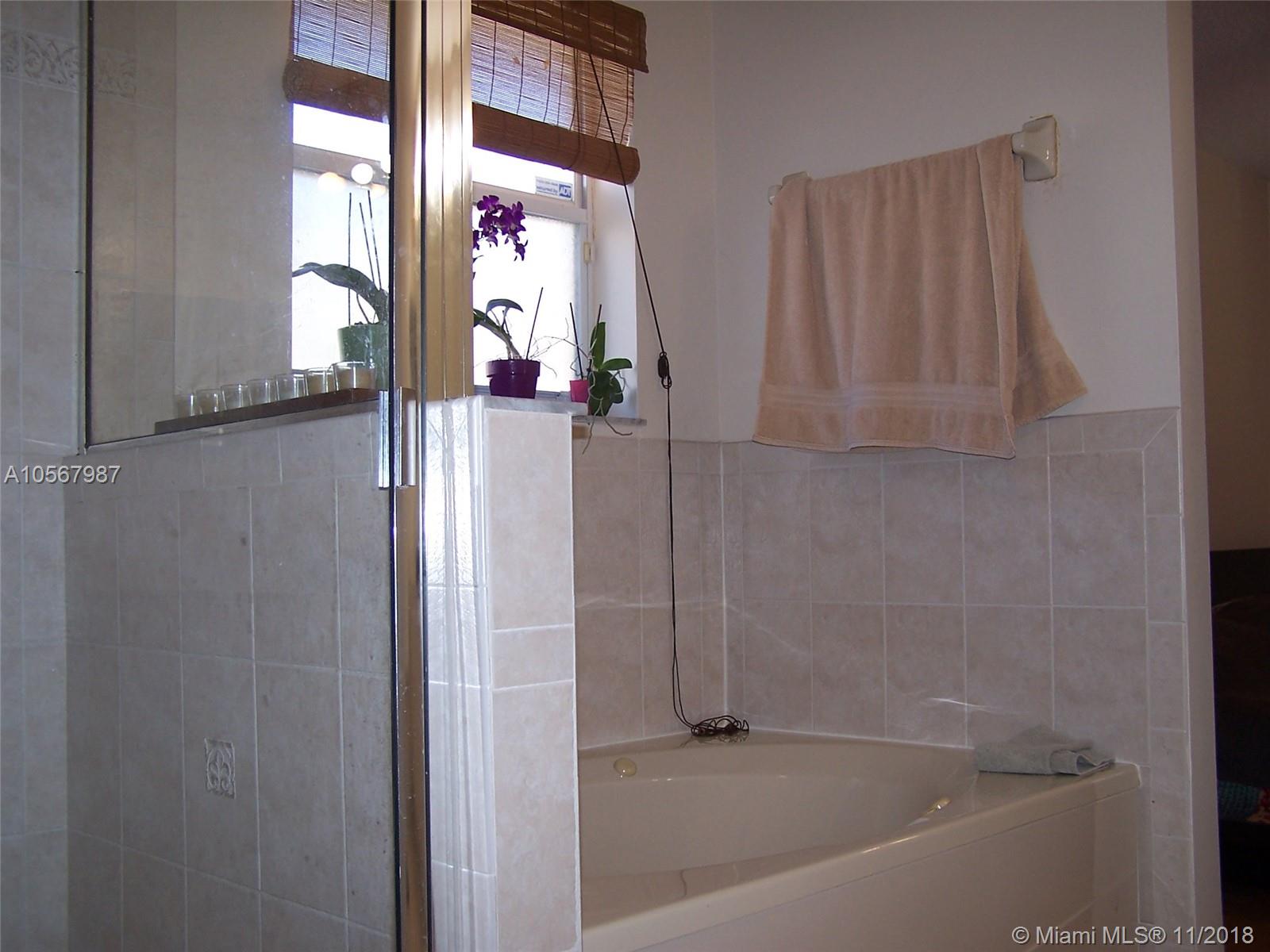 WEITZER SERENA LAKES ESTA - Residential